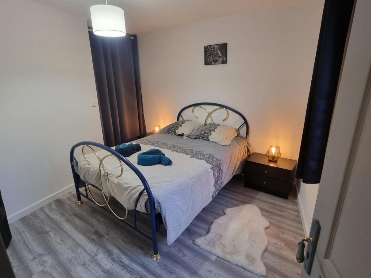 Appartement Rethel - Netflix - Marc & Cecile ภายนอก รูปภาพ